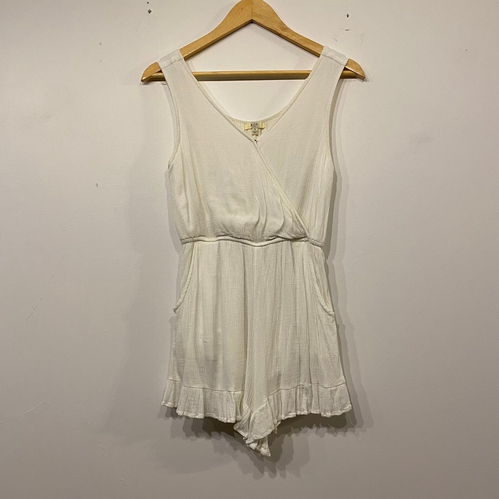 Kori America White Textured Gauze Ruffle Hem Beach Boho Surplice Romper Small